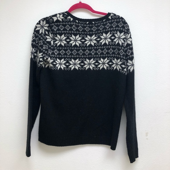 Holiday Sweater - Picture 2 of 3